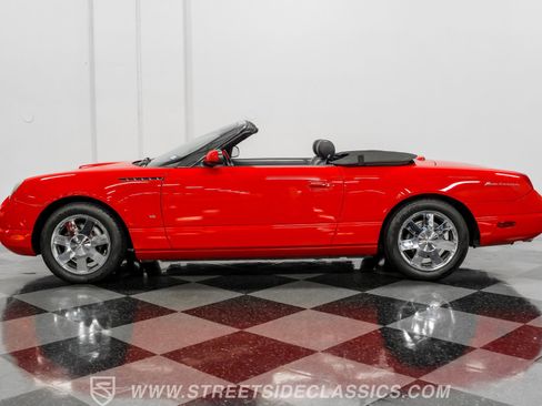 Used 2003 Ford Thunderbird RWD image 2