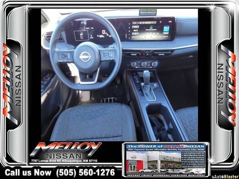 Used 2025 Nissan Kicks SV image 10