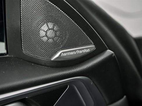 Used 2023 BMW M4 xDrive Competition AWD/4WD image 16