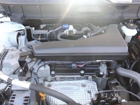 Used 2020 Nissan Rogue SV image 21