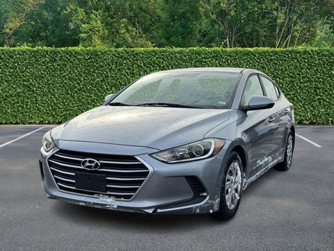 Used 2017 Hyundai Elantra SE image 6
