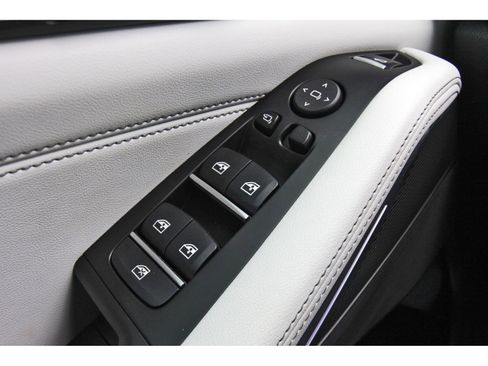 Used 2023 BMW X5 xDrive40i w/ M Sport Package image 22