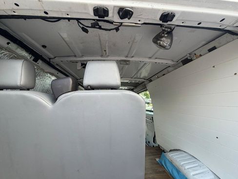 Used 2007 Ford E-250 and Econoline 250 RWD image 29