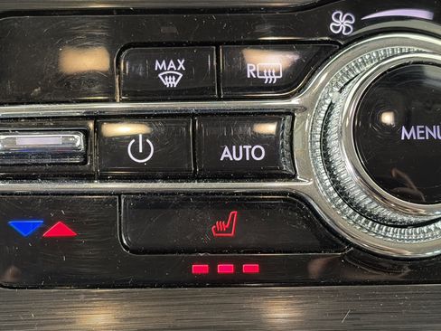 Used 2021 Lincoln Nautilus AWD w/ Equipment Group 101A image 23