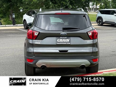 Used 2019 Ford Escape Titanium AWD/4WD image 6