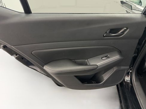 Used 2025 Nissan Altima 2.5 SV FWD image 26