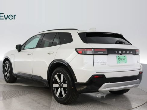 Used 2024 Honda Prologue Touring image 14