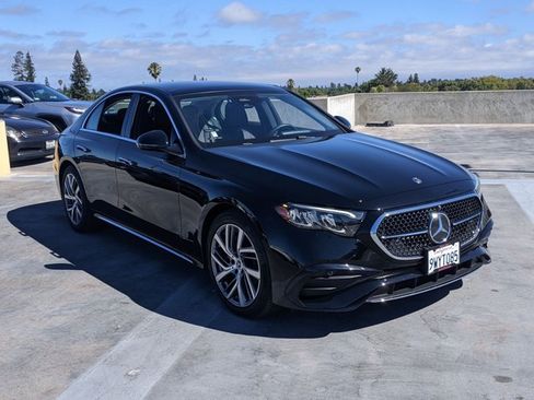 Used 2026 Mercedes-Benz E 350 Sedan image 3