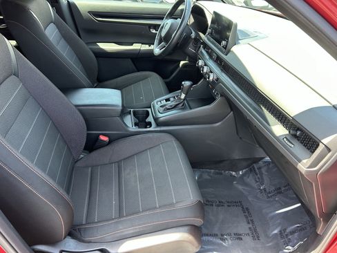 Certified 2024 Honda CR-V Sport image 9