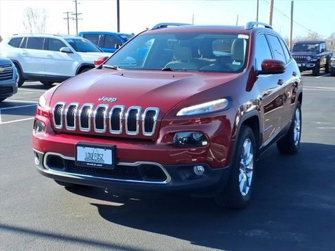 Used 2017 Jeep Cherokee Limited w/ Trailer Tow Group image 2