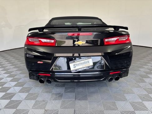 Used 2018 Chevrolet Camaro SS RWD image 33