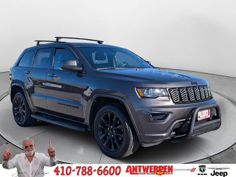 Used 2020 Jeep Grand Cherokee Altitude AWD/4WD image 1