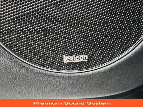 Used 2022 Genesis GV70 2.5T w/ Select Package image 35