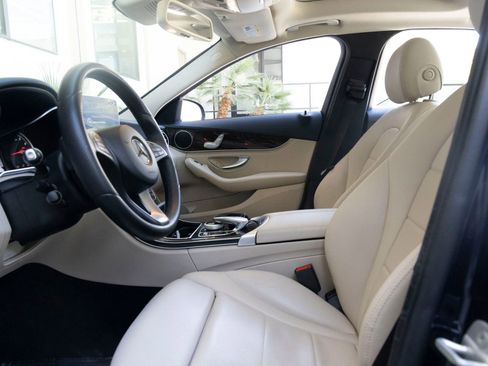 Used 2016 Mercedes-Benz C 300 Sedan image 14