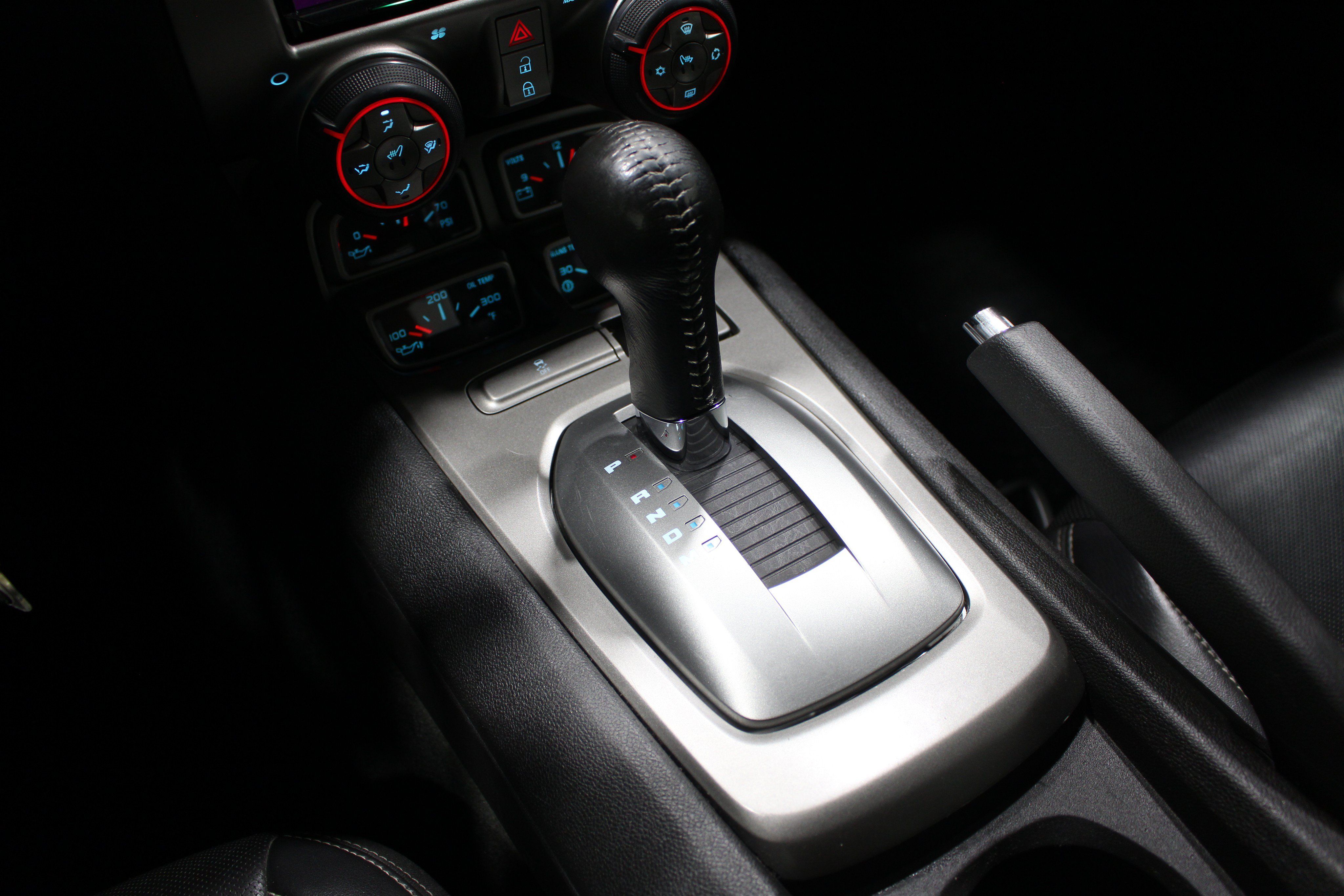 Used 2010 Chevrolet Camaro SS RWD image 19