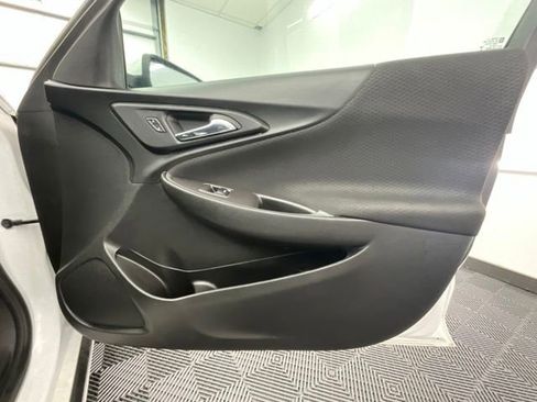 Used 2022 Chevrolet Malibu RS FWD image 11