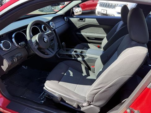 Used 2007 Ford Mustang Deluxe image 11