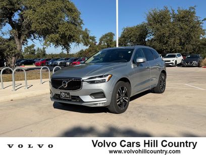Used 2018 Volvo XC60 T5 Momentum w/ Convenience Package