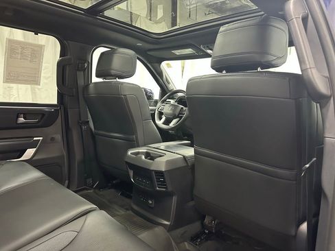 Used 2025 Toyota Tundra Platinum AWD/4WD image 60