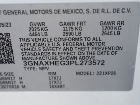Used 2023 Chevrolet Equinox LS FWD image 14