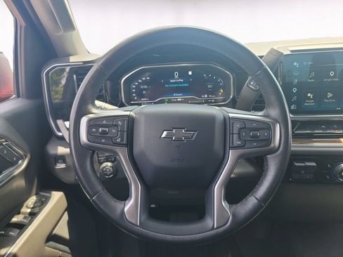Used 2022 Chevrolet Silverado 1500 RST AWD/4WD image 12