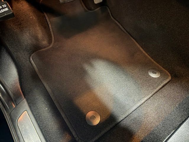 Used 2023 Dodge Durango R/T AWD/4WD image 17