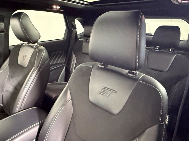 Used 2020 Ford Edge ST w/ Equipment Group 401A AWD/4WD image 35