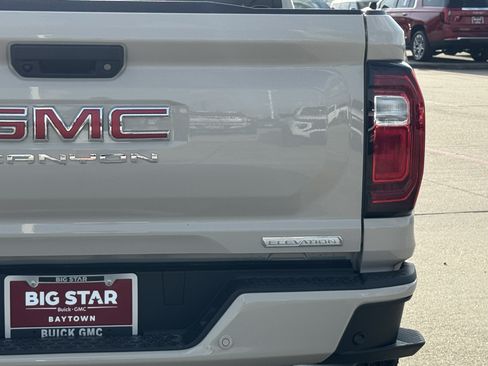 New 2026 GMC Canyon Elevation w/ Convenience Package RWD image 10