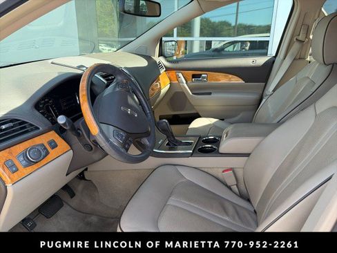 Used 2015 Lincoln MKX FWD w/ Equipment Group 102A image 3