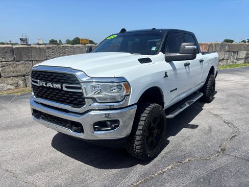 Used 2024 RAM 2500 Big Horn w/ Off Road Package AWD/4WD image 3