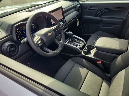 New 2026 Chevrolet Colorado W/T AWD/4WD image 3
