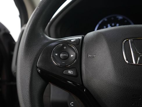 Used 2022 Honda HR-V EX image 25