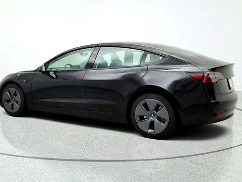 Used 2023 Tesla Model 3 Standard Range RWD image 7