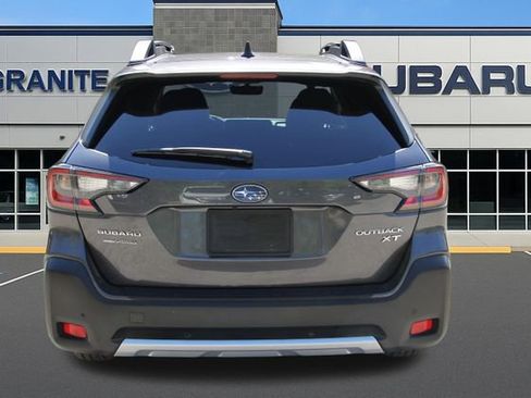 Certified 2025 Subaru Outback Limited XT AWD/4WD image 9