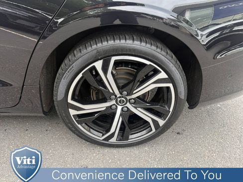 Certified 2024 Volvo S60 B5 Plus w/ Climate Package AWD/4WD image 13