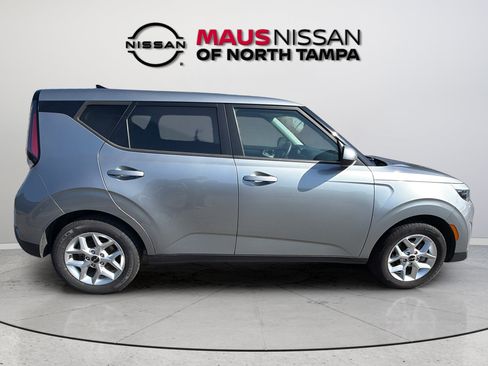 Used 2024 Kia Soul LX w/ Option Group 015 FWD image 14