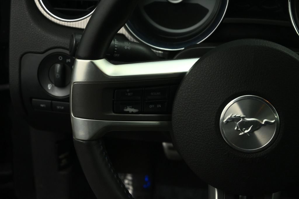 Used 2012 Ford Mustang GT Premium RWD image 35