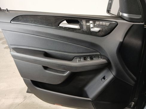 Used 2017 Mercedes-Benz GLE 350 4MATIC image 34