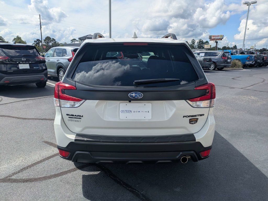 Used 2022 Subaru Forester Wilderness AWD/4WD image 6