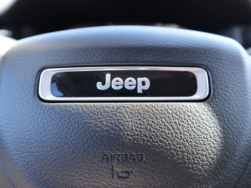 Used 2022 Jeep Compass Limited AWD/4WD image 26