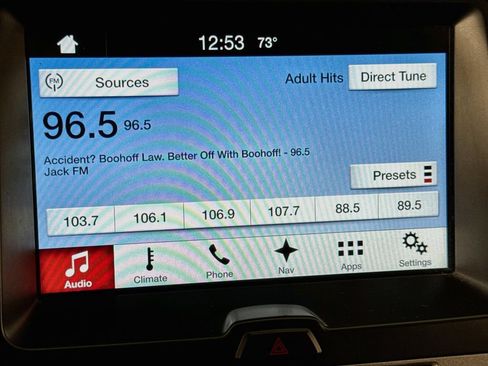 Used 2016 Ford Expedition XLT w/ Equipment Group 202A AWD/4WD image 34