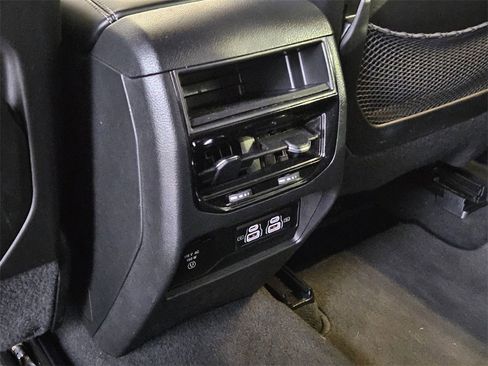 Used 2023 Jeep Grand Cherokee Altitude image 27