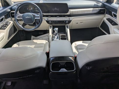 Used 2023 Kia Telluride EX w/ EX Captain's Chair Package FWD image 15
