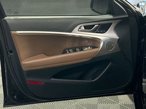 Used 2021 Genesis G70 3.3T image 15