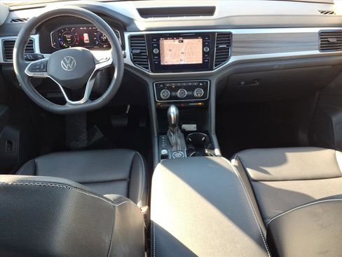 Used 2022 Volkswagen Atlas SEL image 17