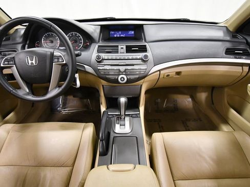 Used 2011 Honda Accord SE image 3