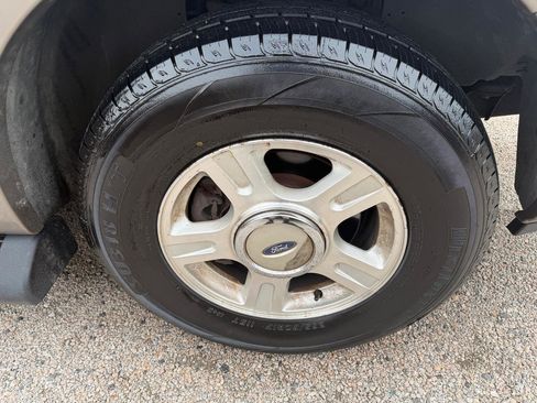 Used 2003 Ford Expedition Eddie Bauer AWD/4WD image 8