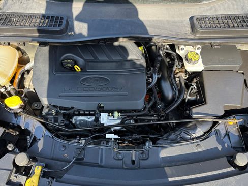 Used 2017 Ford Escape SE image 20