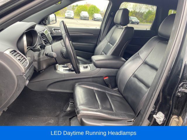 Used 2022 Jeep Grand Cherokee Limited w/ Technology Group AWD/4WD image 16