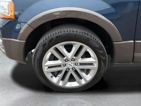 Used 2017 Ford Expedition EL King Ranch image 29